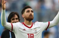 chan sut hang dau cua tuyen iran lot mat xanh clb premier league