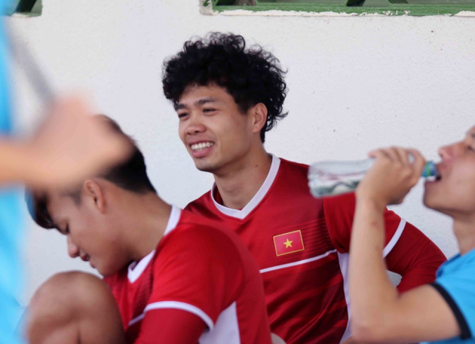 vuot qua cu soc van lam cuoi tuoi cong phuong duoc giao nhiem vu dac biet dau iran