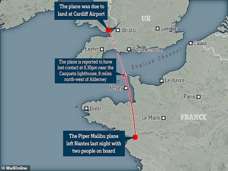 toan canh vu may bay mat tich khi cho emiliano sala toi hoi quan cung cardiff