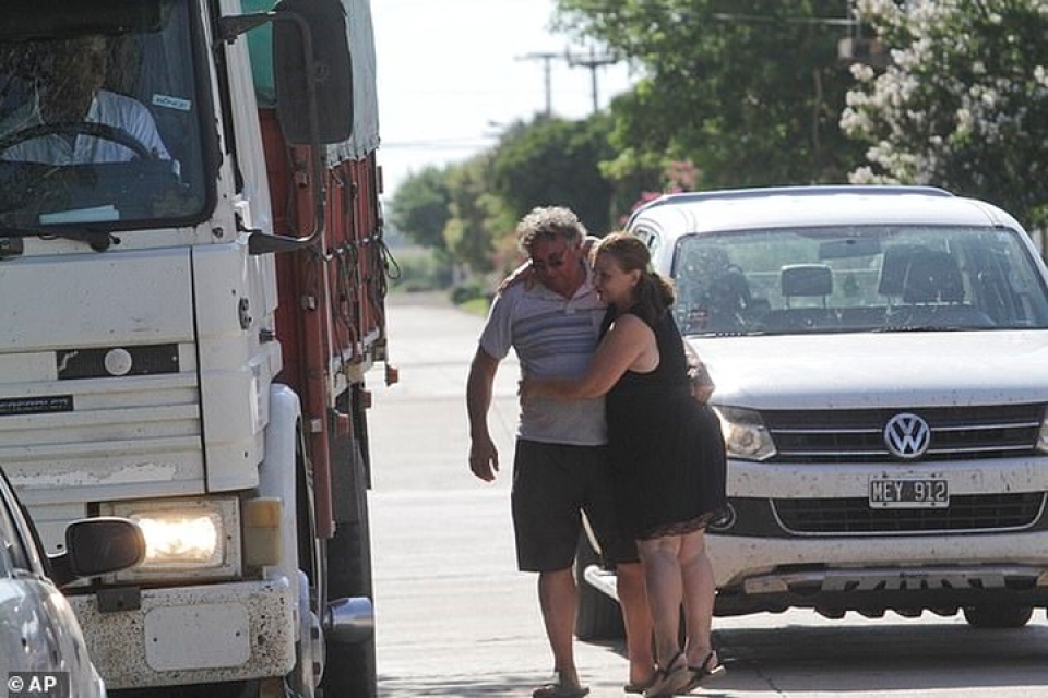 toan canh vu may bay mat tich khi cho emiliano sala toi hoi quan cung cardiff