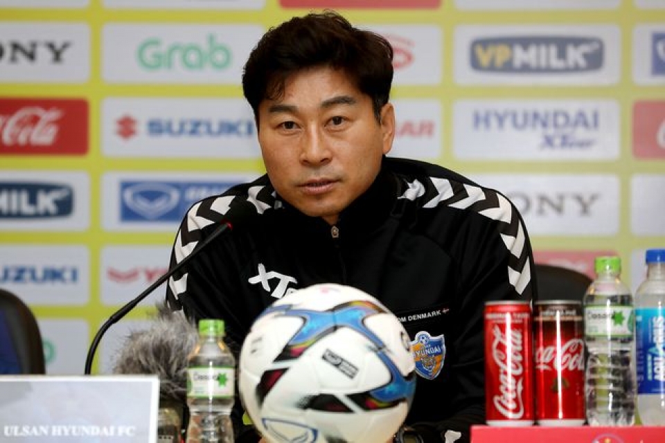 doi bong han quoc muon so huu quang hai trong doi hinh