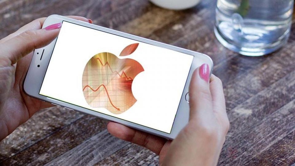 apple bu loi nhuan sut giam cua iphone bang cac dich vu tien ich