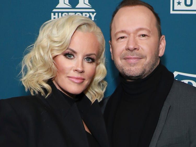 thuc khach hao phong tang gan 47 trieu dong tien boa cho nu nhan vien phuc vu