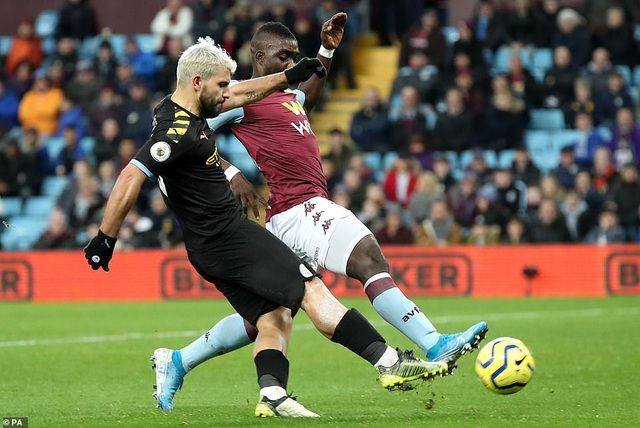 choi tennis voi aston villa man city gianh vi tri nhi bang