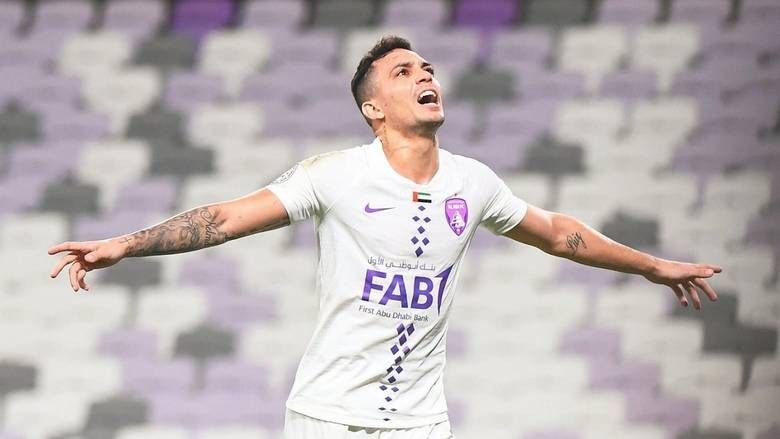 quyet dau doi tuyen viet nam uae nhap tich hai tien dao nam my