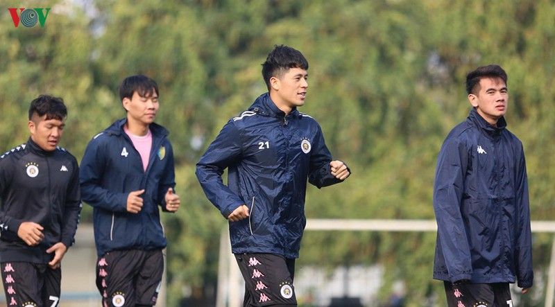 can canh buoi tap khai xuan cua quang hai dinh trong va ha noi fc