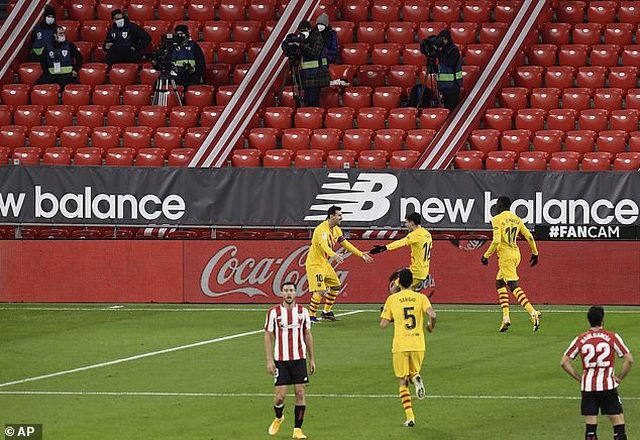 Messi vui trở lại với Barcelona