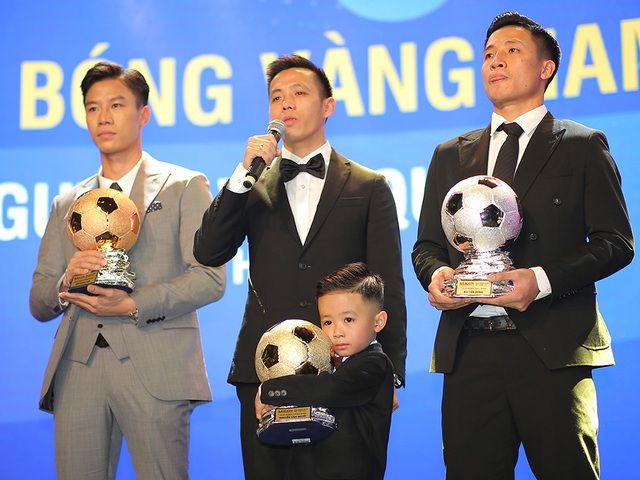 Những khoảnh khắc đẹp tại Gala trao giải Quả bóng vàng Việt Nam 2020