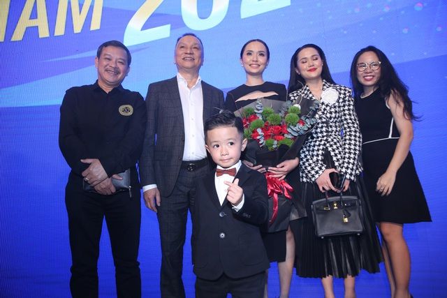 Những khoảnh khắc đẹp tại Gala trao giải Quả bóng vàng Việt Nam 2020