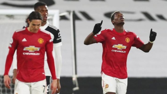 Man Utd trở lại ngôi đầu bảng Ngoại hạng Anh, Pogba tỏa sáng, ghi bàn thắng quyết định; Juventus lần thứ 9 đoạt siêu cup Italy