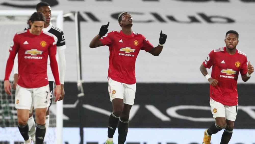 Man Utd trở lại ngôi đầu bảng Ngoại hạng Anh, Pogba tỏa sáng, ghi bàn thắng quyết định; Juventus lần thứ 9 đoạt Siêu Cúp Italy