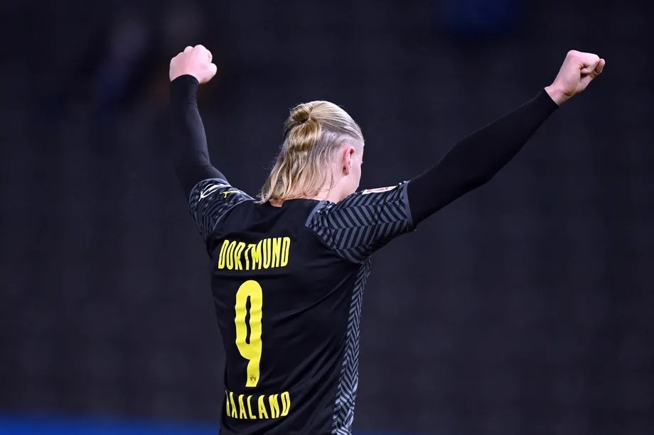 Chuyển nhượng cầu thủ: