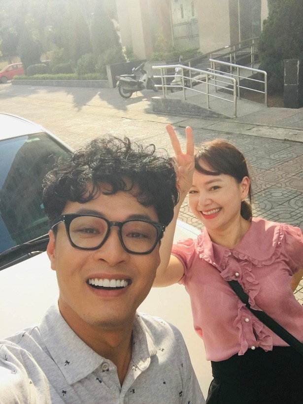 Thương ngày nắng về: Loạt ảnh hậu trường hài hước không có trên phim