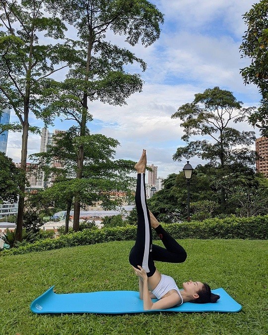 Những mỹ nhân Việt tập yoga duy trì thần thái