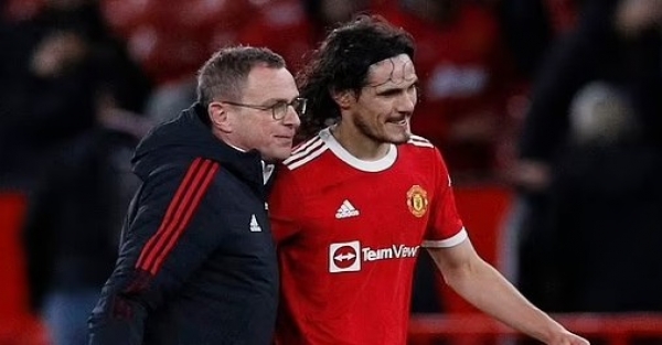 Man Utd: Tin vui Cavani ở lại, tâm điểm trận đấu với Aston Villa tại FA Cup