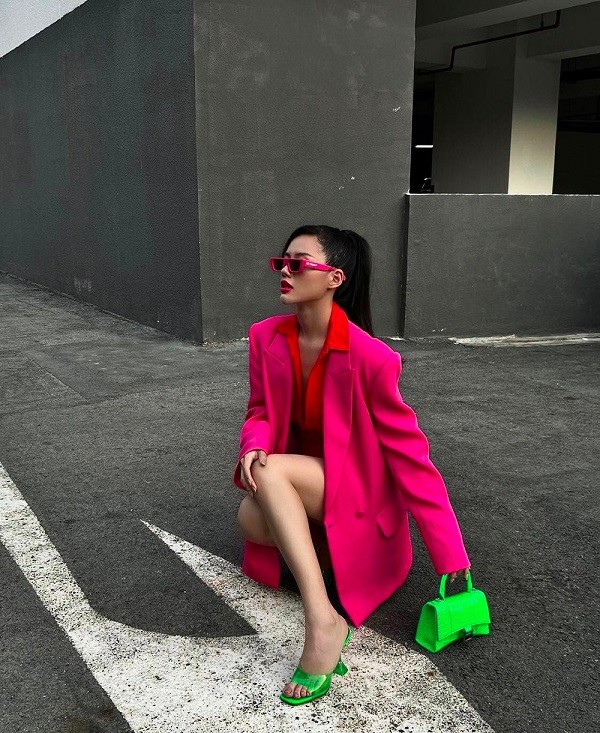 Sao Việt chuộng sắc hồng những ngày đầu năm