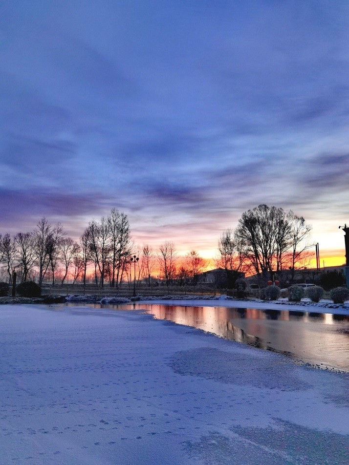 Trung Quốc: Khung cảnh Tân Cương trắng xóa một màu do tuyết rơi dày Trung Quốc: Khung cảnh Tân Cương trắng xóa một màu do tuyết rơi dày