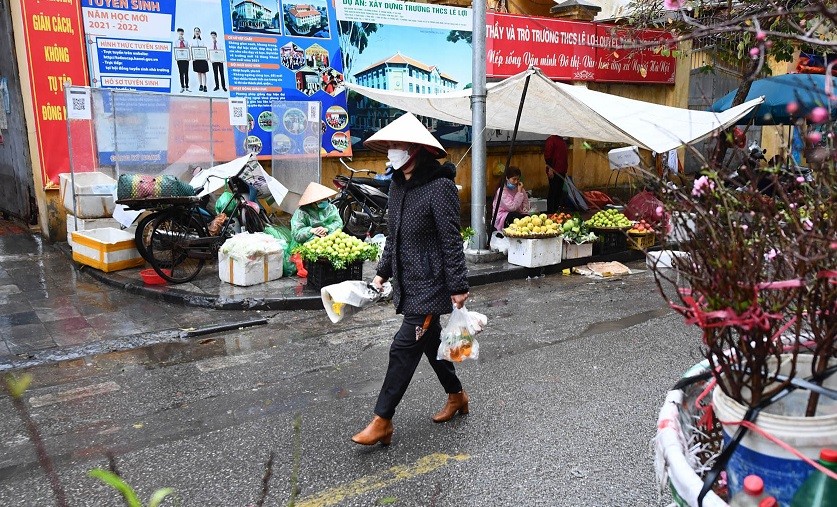 Covid-19 ở Hà Nội ngày 17/1: Ghi nhận thêm 2.955 ca mắc mới, hơn 50.000 F0 đang điều trị và cách ly