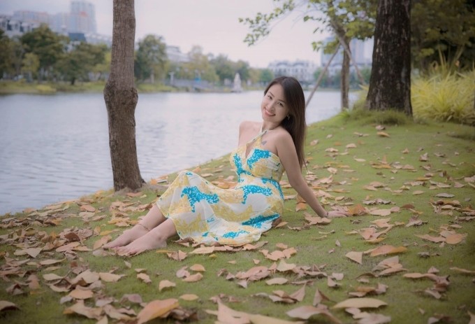 Thời trang nhẹ nhàng, bồng bềnh và thanh lịch giúp Vân ngày càng tỏa sáng