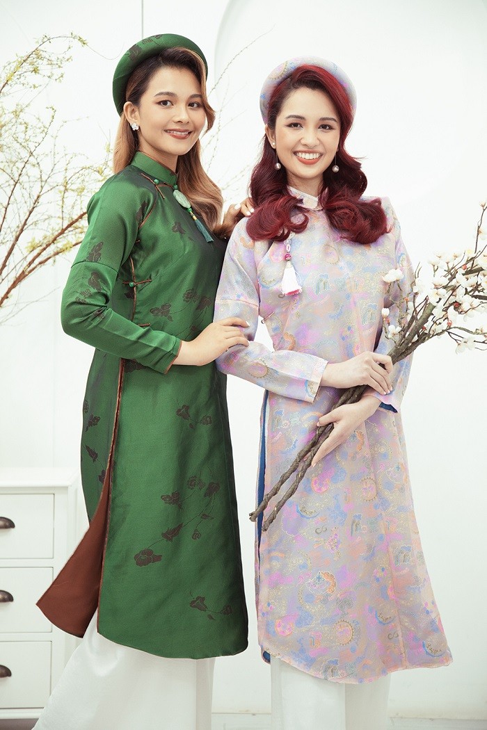 Gia đình Hoa hậu Diệu Hoa 'khoe' nhan sắc rạng rỡ thực hiện bộ ảnh dịp Tết đến Xuân về