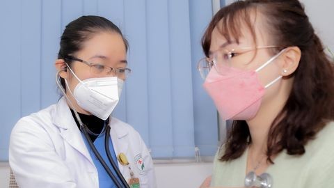 ngay 271 ha noi them 2907 benh nhan covid19 moi hon 61000 f0 theo doi cach ly tai nha