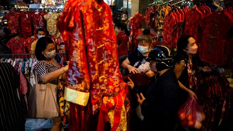 kinh te thai lan khoi sac nho du lich tieu dung phuc hoi