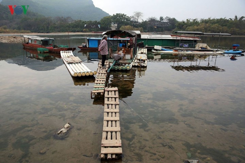 trung quoc cuoc song co don cua nguoi gia o cac ngoi lang