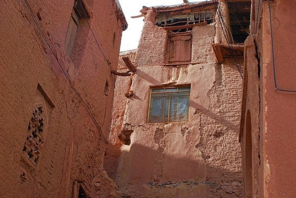 ngoi lang bang bun do nam giua sa mac va nui da tu the ky vii