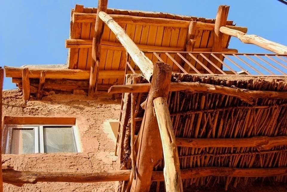 ngoi lang bang bun do nam giua sa mac va nui da tu the ky vii