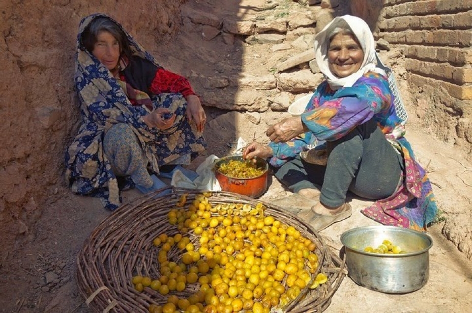 ngoi lang bang bun do nam giua sa mac va nui da tu the ky vii