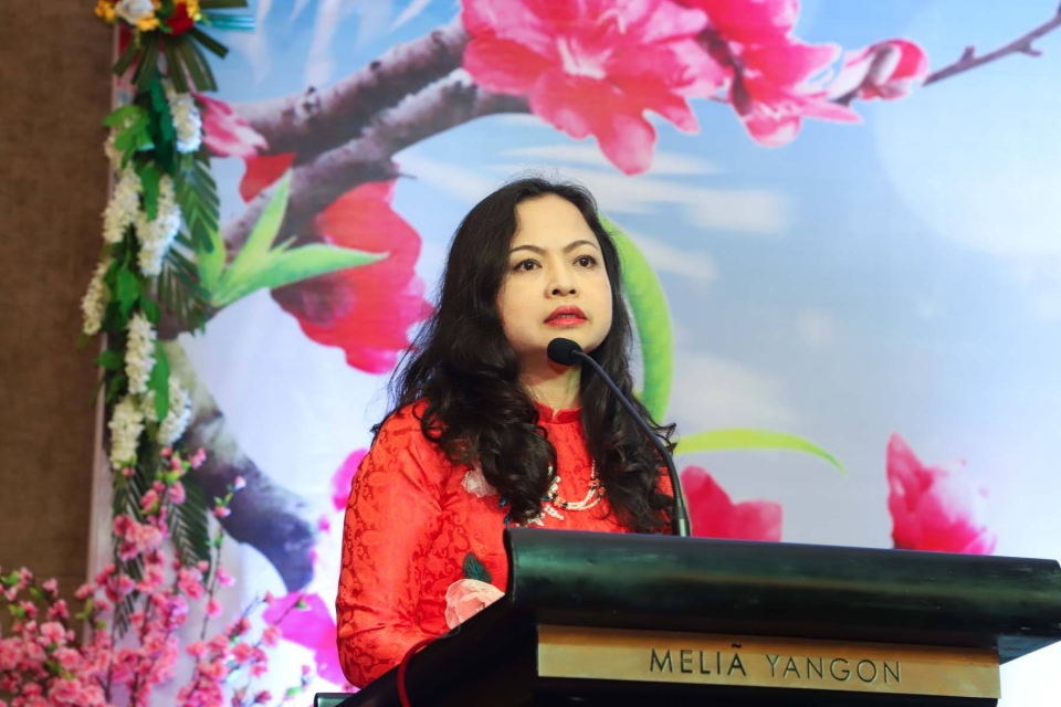 cong dong nguoi viet tai myanmar tung bung don xuan mau tuat 2018