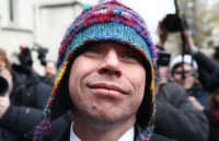 Hacker tấn công FBI, NASA thoát nguy cơ bị dẫn độ sang Mỹ