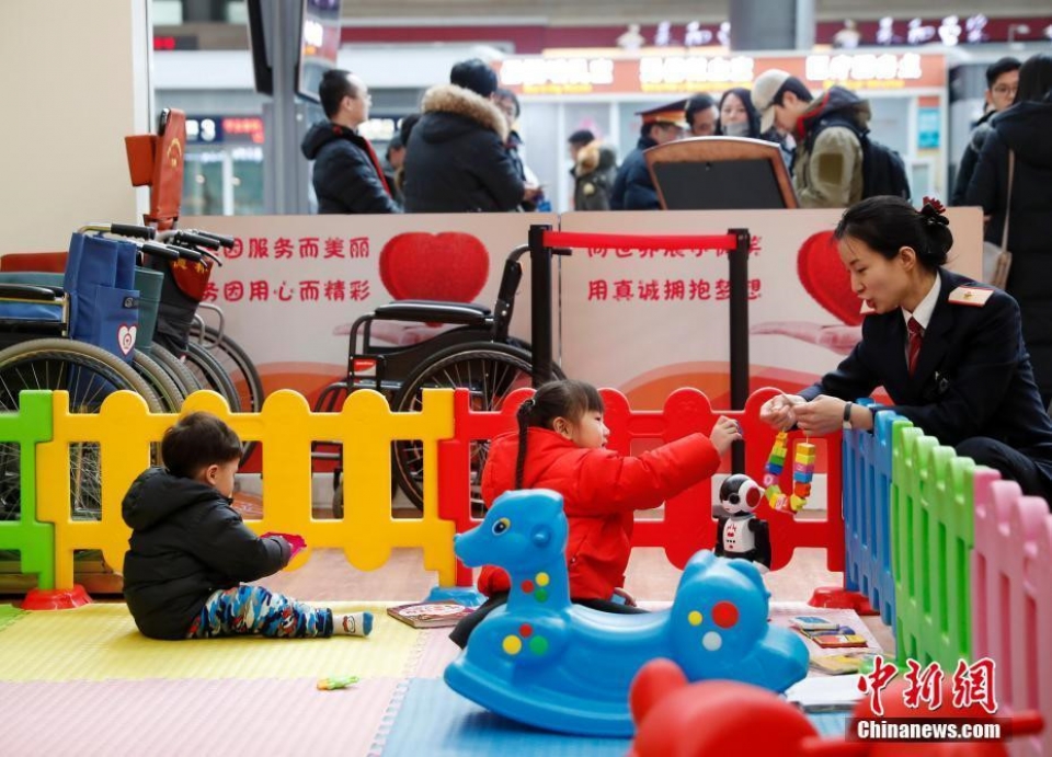 muon kieu thu gian cua nguoi trung quoc trong hanh trinh xuan van