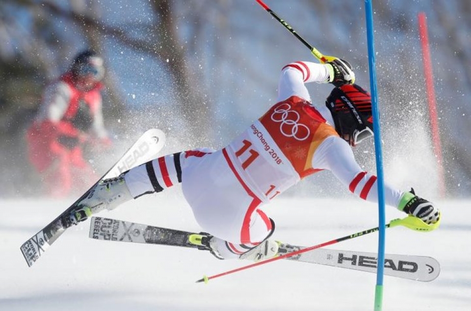 Những pha ngã “khó đỡ” của các VĐV tại Olympic PyeongChang nhung pha nga kho do cua cac vdv tai olympic pyeongchang