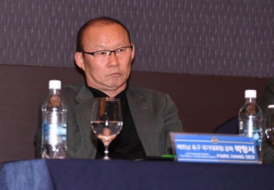 hlv park hang seo noi gi trong le ra mat cua cong phuong tai incheon