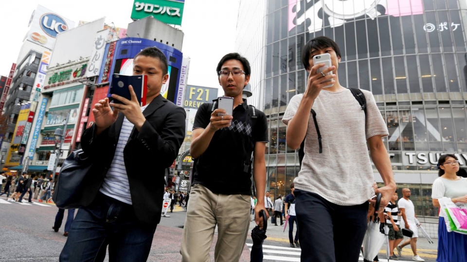 tai sao chinh phu nhat cong khai hack vao thiet bi cua nguoi dan