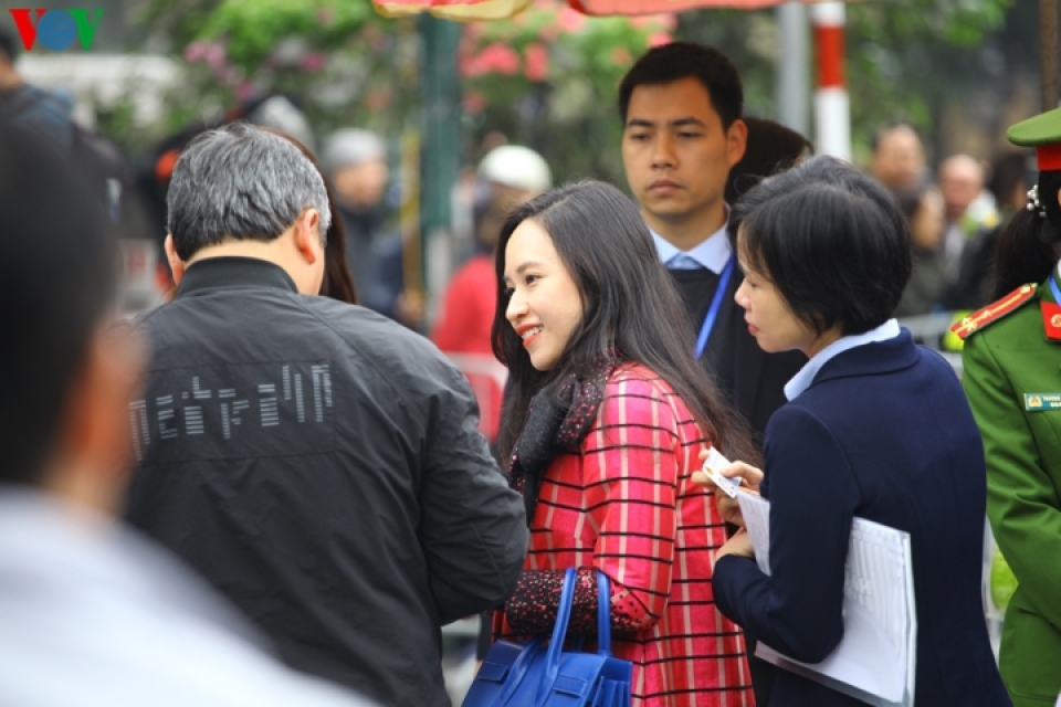 ha noi ron rang co hoa don mung hoi nghi thuong dinh my trieu