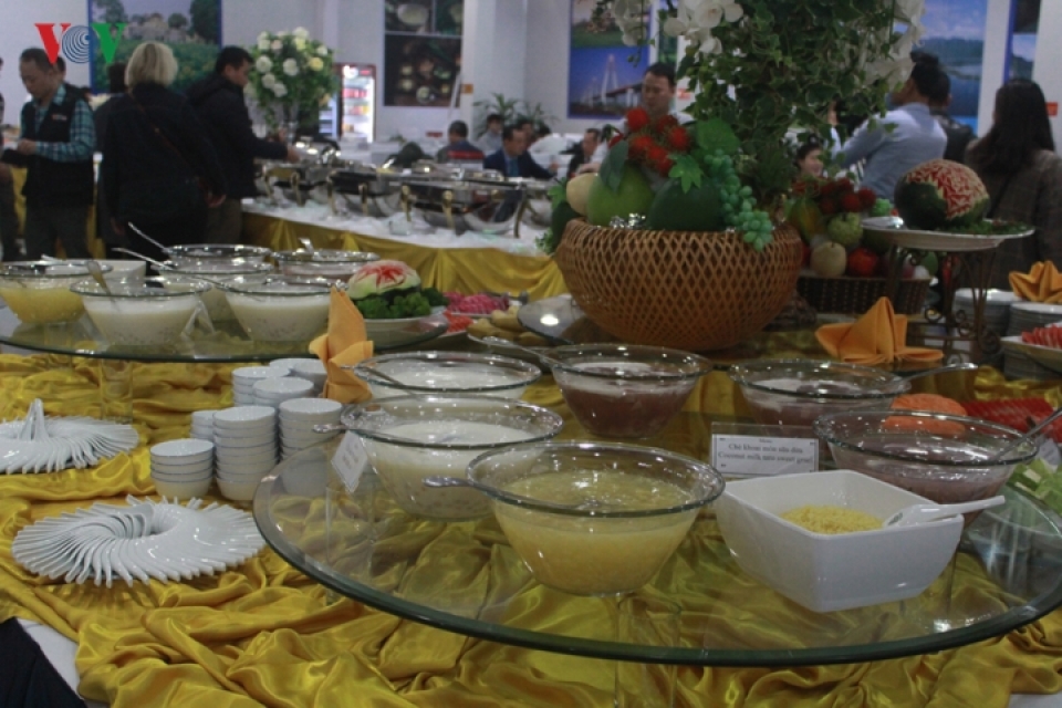 am thuc viet nam lam nuc long phong vien quoc te dua tin thuong dinh my trieu