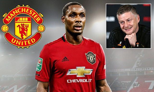 moi toi tu trung quoc tan binh man utd bi cam toi san tap