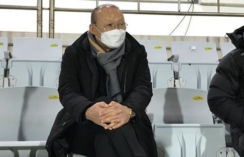 tro lai viet nam hlv park hang seo duoc kiem tra ky ve y te phong virus corona