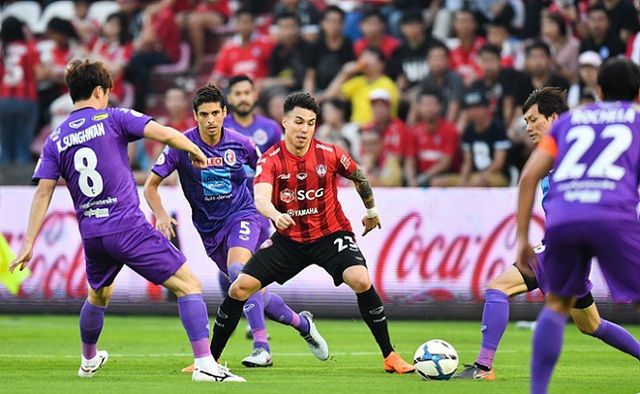 Muangthong United của Đặng Văn Lâm thắng trận đầu tại Thai-League dang van lam du bi muangthong united thang tran dau tai thai league