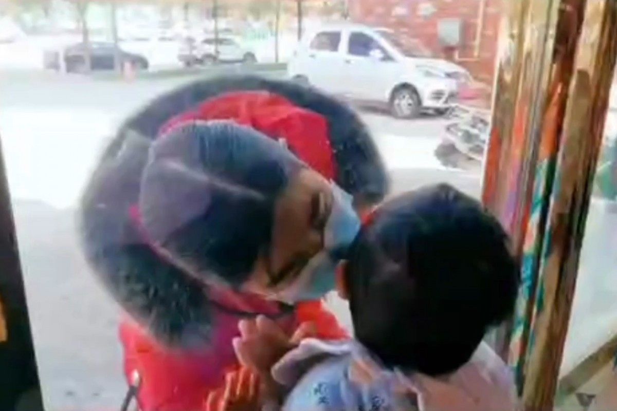 nu y ta trung quoc hon con qua lop kinh sau gan 1 thang xa cach chong covid 19