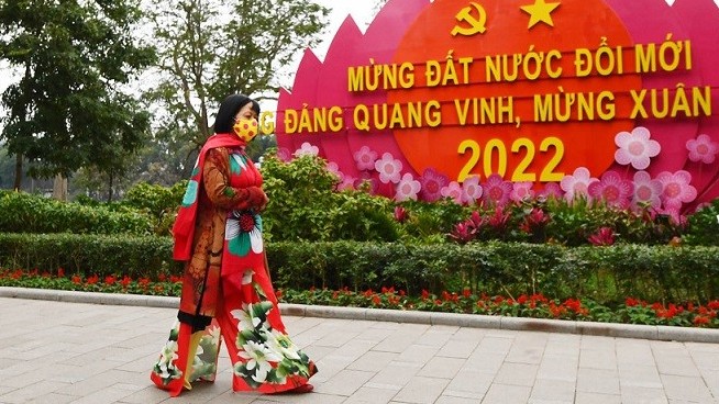 Dự báo thời tiết đêm nay và ngày mai (2-3/2): Hà Nội, Bắc Bộ rét đậm rét hại, vùng núi cao dưới 5 độ C; phía Nam đêm mưa rào vài nơi, ngày nắng