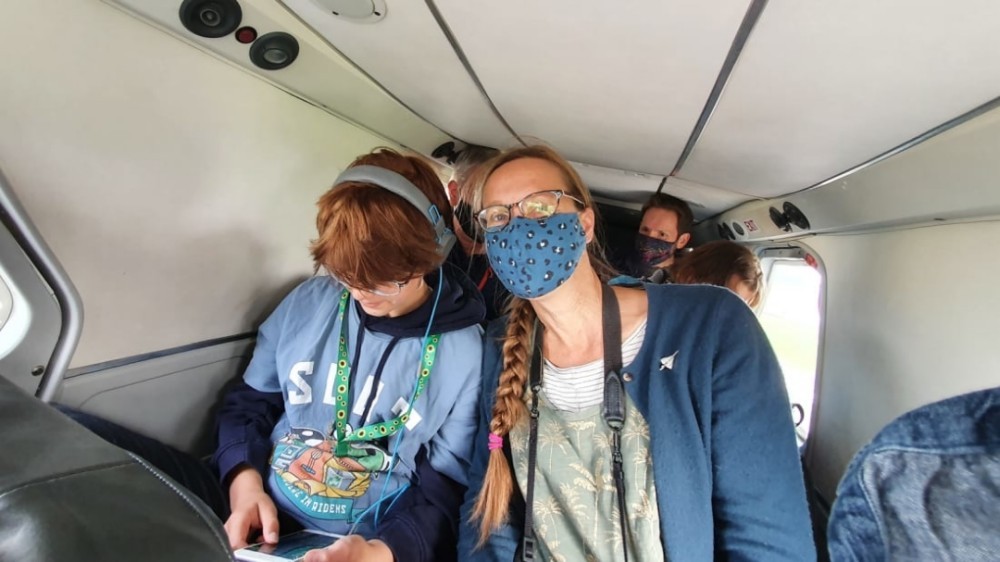 Máy bay chỉ được bay ở độ cao khoảng 100 m, vận tốc 241 km/h. Khi thời tiết thuận lợi và tải trọng nhẹ, chuyến bay có thể chỉ mất khoảng 53 giây để hoàn thành chặng đường.