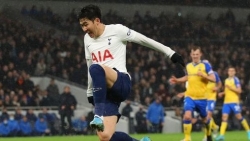 Ngoại hạng Anh: Tottenham thua sốc, Man City vững ngôi đầu bảng