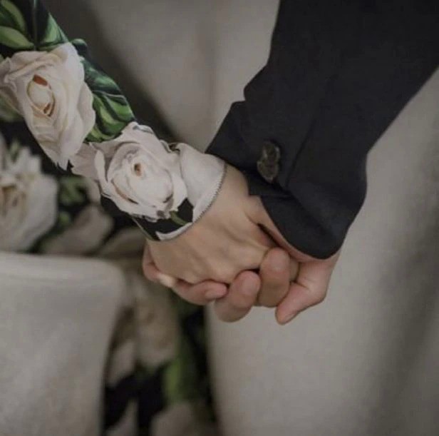 Hyun Bin và Son Ye Jin thông báo sắp kết hôn