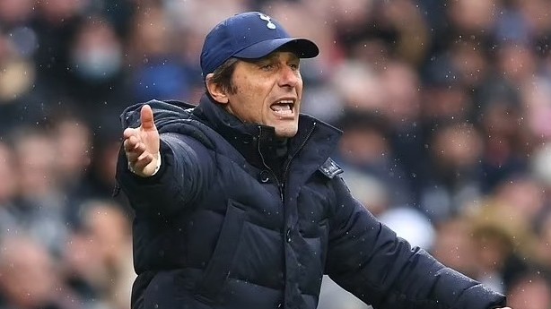 Tottenham thua trên sân nhà, HLV Antonio Conte mong người hâm mộ nhìn vào thực tế