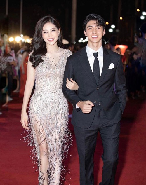 Thời trang đồng điệu của Á hậu Phương Nga và bạn trai - diễn viên Bình An