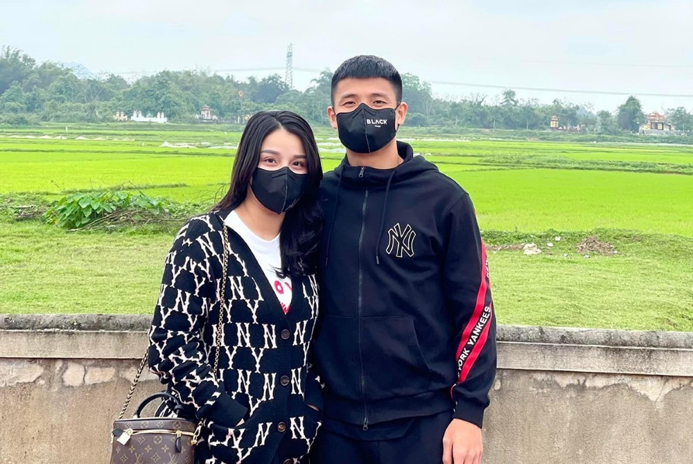 Valentine lãng mạn bên người thương của các VĐV Việt