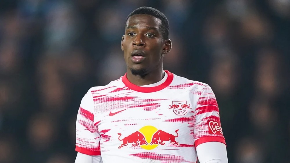 Chuyển nhượng cầu thủ Ngoại hạng Anh: